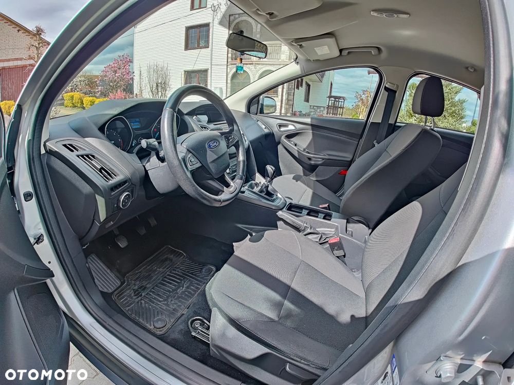 Ford Focus 1.5 TDCi Trend - 6