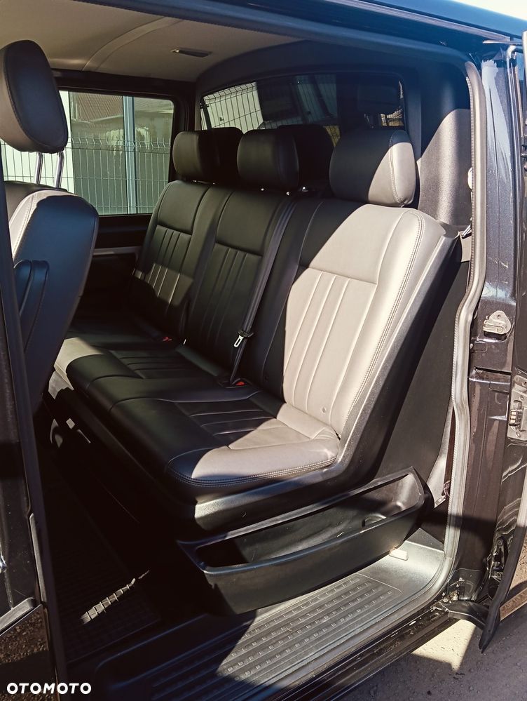 Volkswagen Transporter DSG Lang - 15