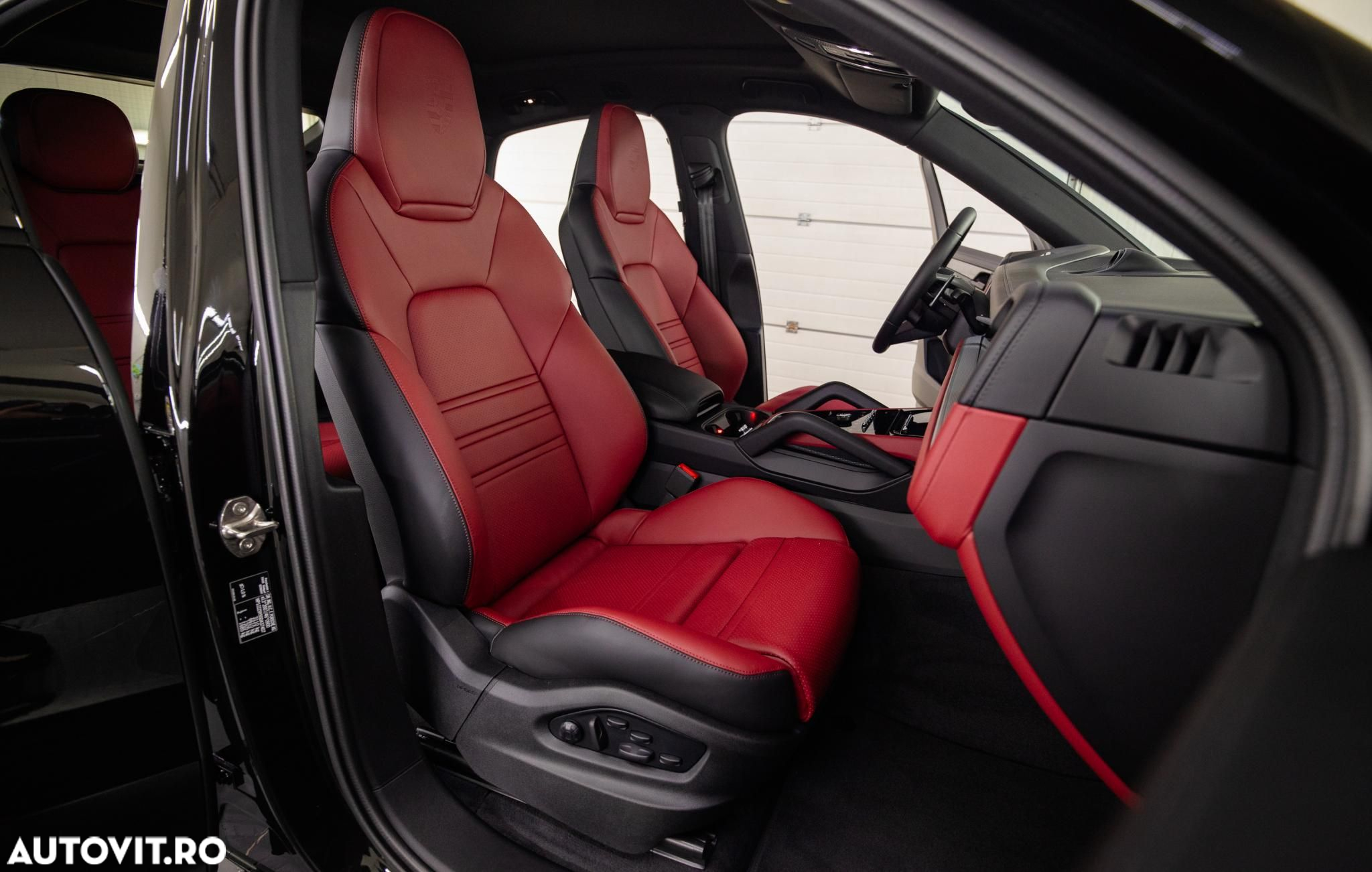 Porsche Cayenne - 13