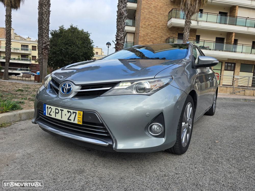 Toyota Auris Touring Sports 1.8 HSD Exclusive+TSS - 3