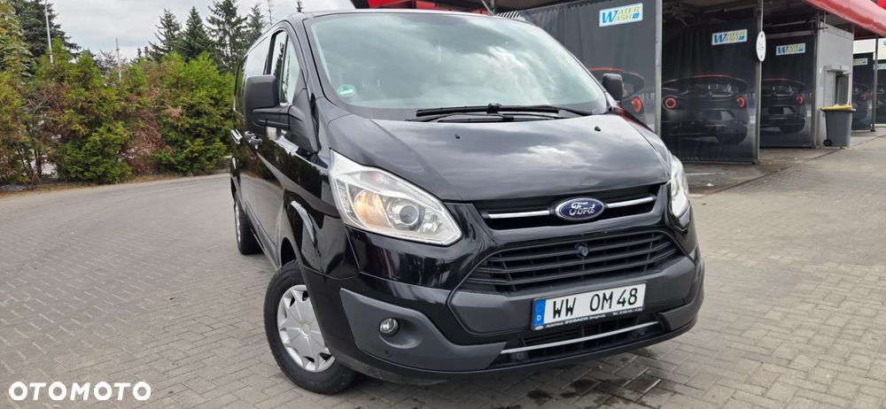 Ford TRANSIT CUSTOM - 24