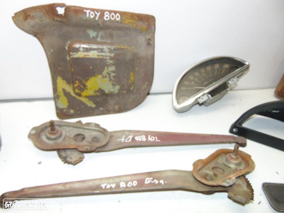 Toyota 800 aros farol - 3