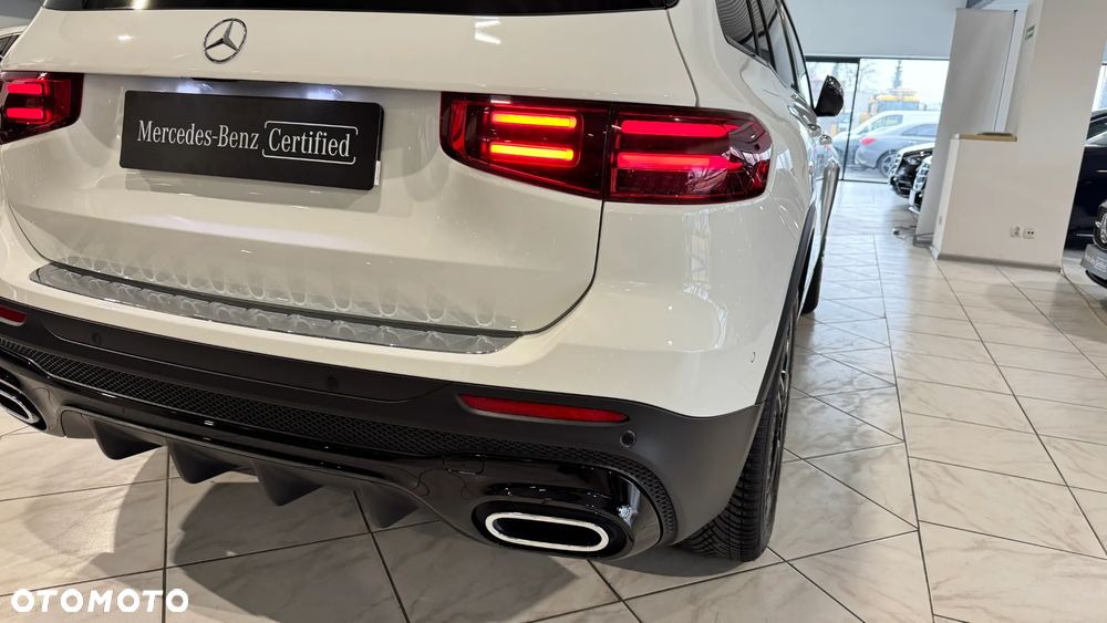 Mercedes-Benz GLB 200 AMG Line 7G-DCT - 9