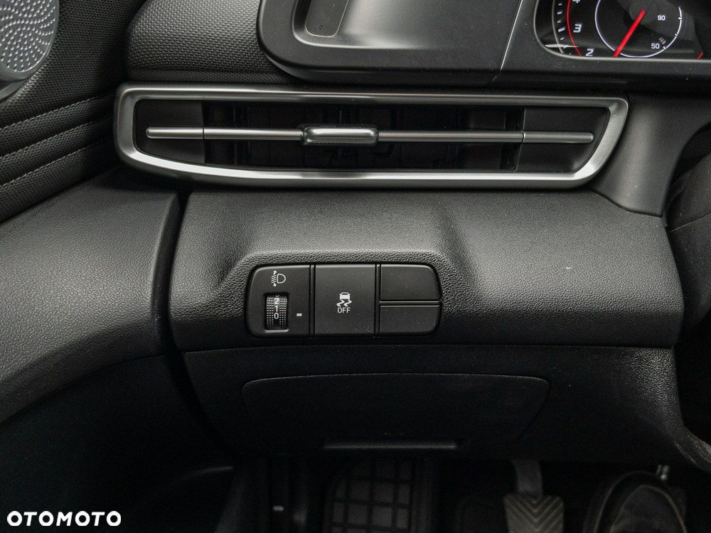 Hyundai Elantra - 15