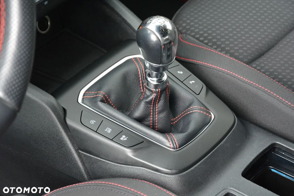 Ford Focus 2.0 EcoBlue ST-Line - 37