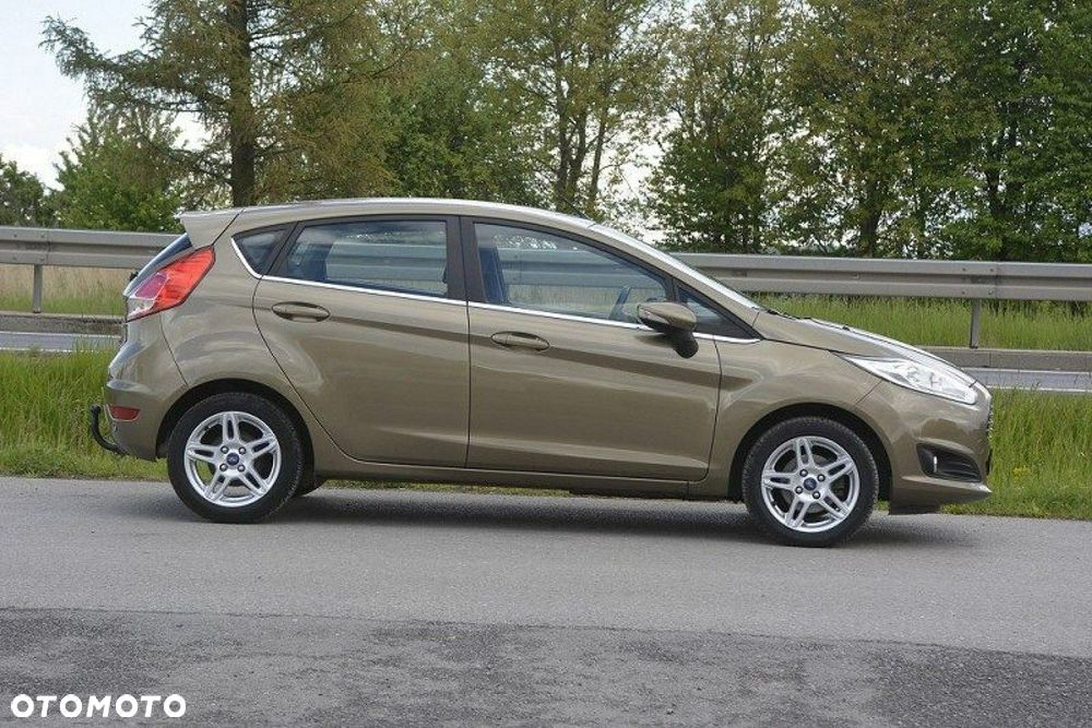 Ford Fiesta 1.0 EcoBoost STart-Stop Titanium - 8
