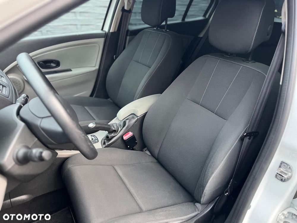 Renault Megane - 30