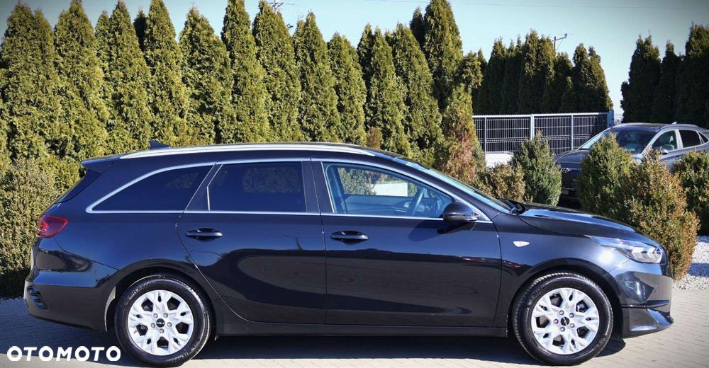 Kia Ceed - 9