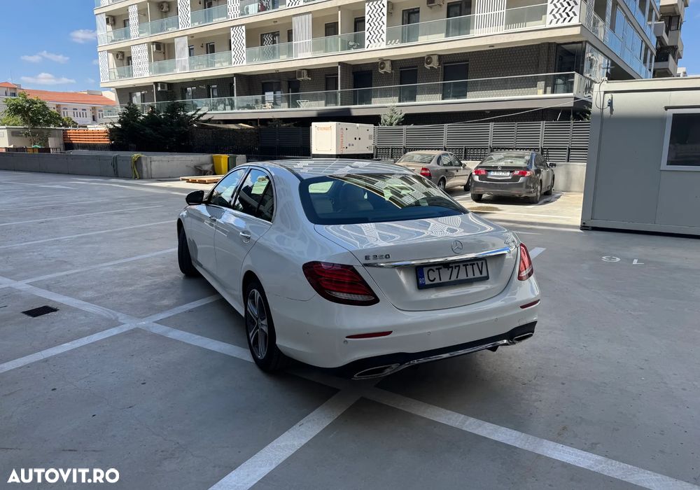 Mercedes-Benz E 300 Aut. - 8