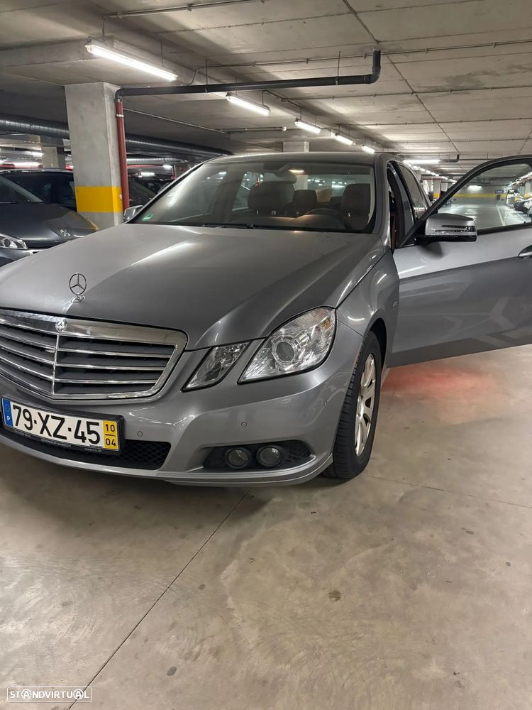 Mercedes-Benz E 220 CDI DPF BlueEFFICIENCY Auto - 13