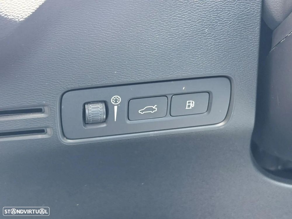 Volvo XC 40 1.5 T5 PHEV R-Design Expression - 40