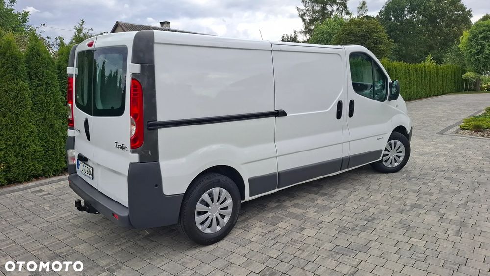 Renault Trafic - 10