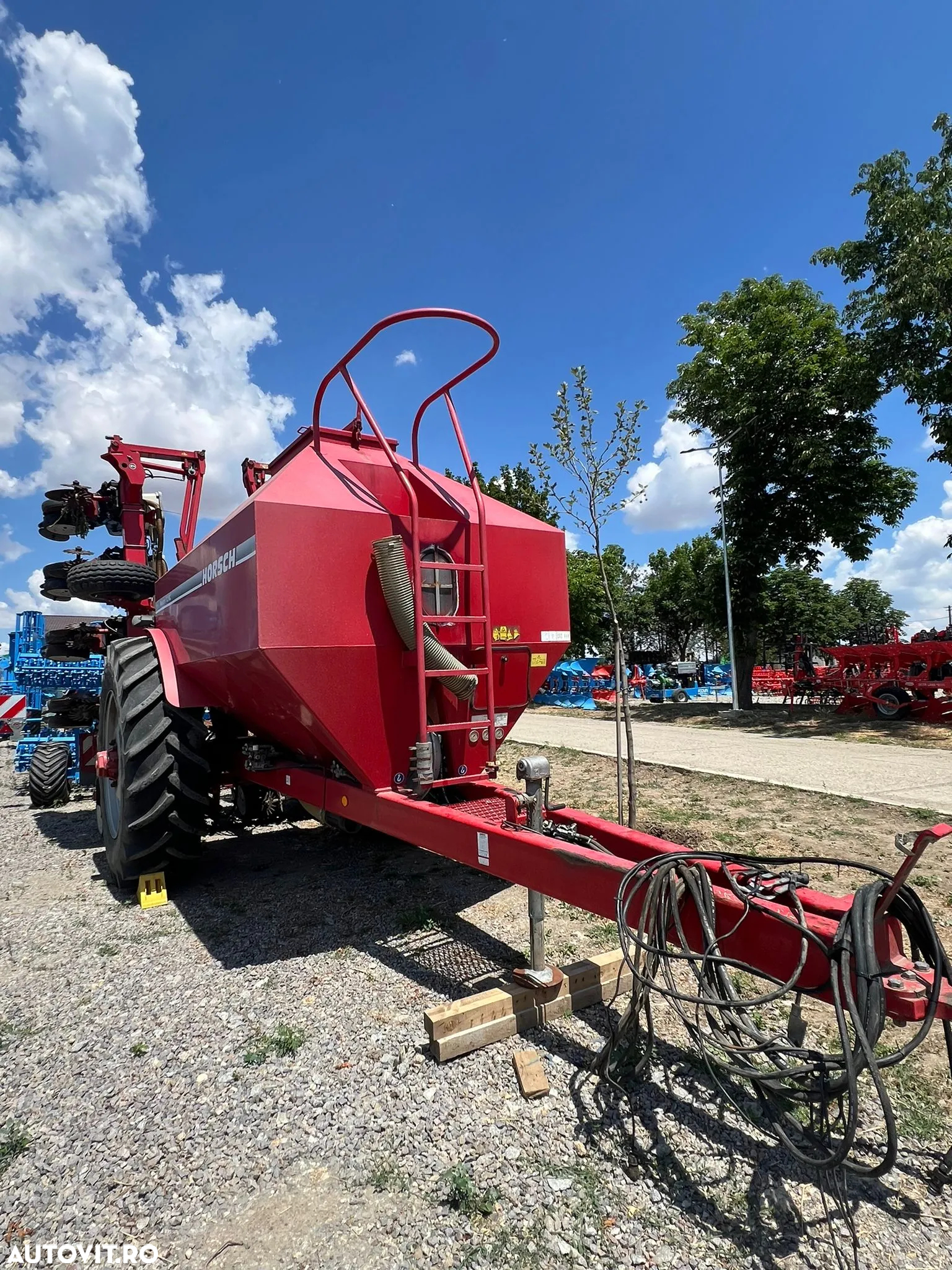 Horsch MAISTRO 12 RC - 9