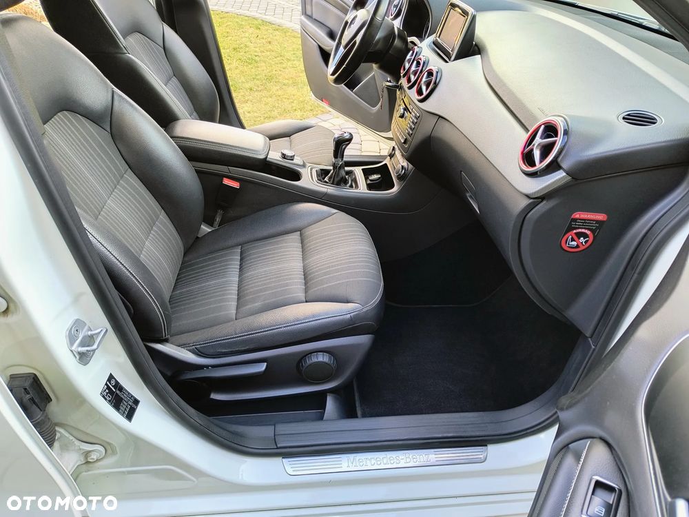 Mercedes-Benz Klasa B - 36