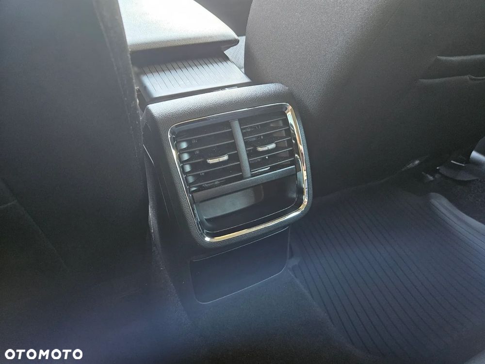 Skoda Octavia 2.0 TDI Style DSG - 33