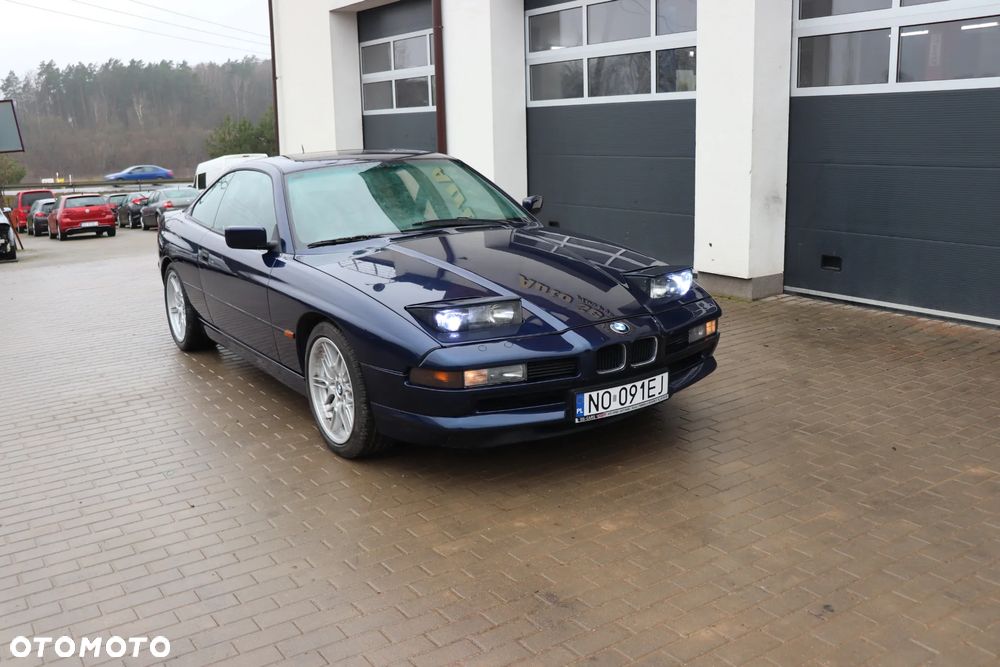 BMW Seria 8 - 8
