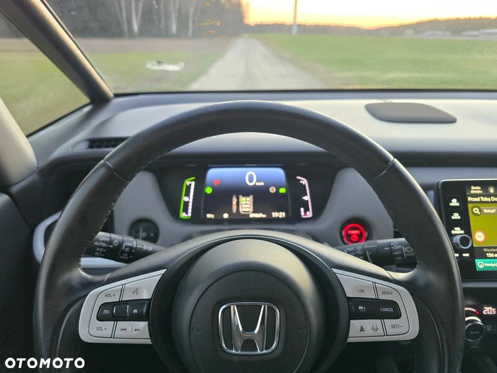 Honda Jazz 1.5 i-MMD Executive Crosstar (Czarny Dach) - 18