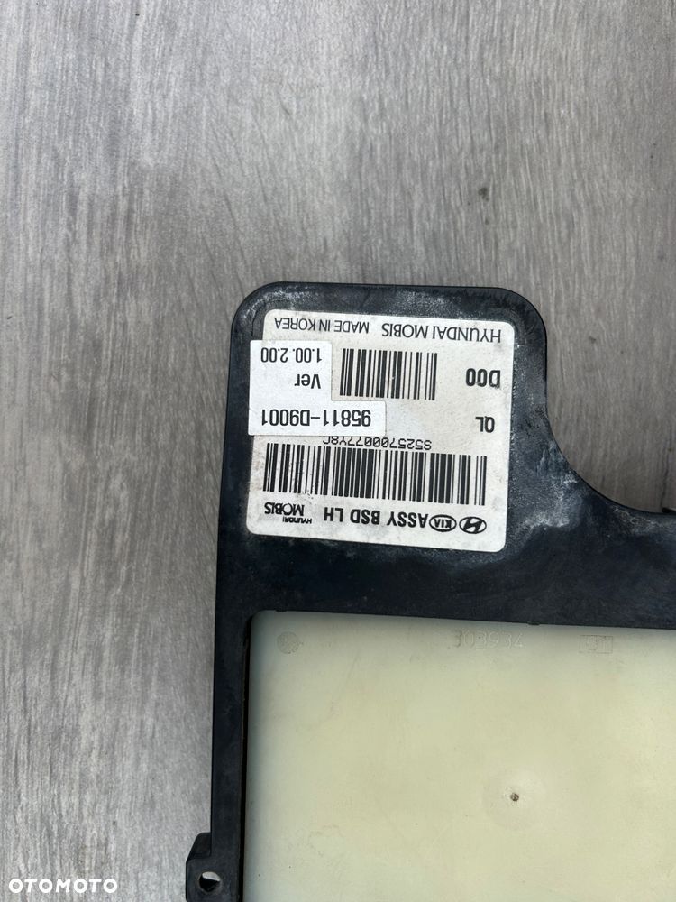 KIA SPORTAGE IV LEWY CZUJNIK SENSOR MARTWEGO POLA 95811-D9001 - 3