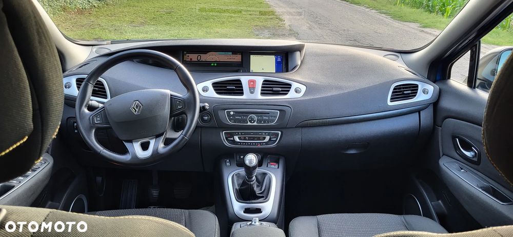 Renault Scenic 1.9 dCi Privilege - 5