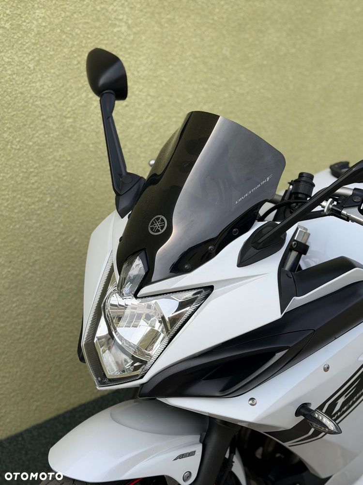 Yamaha XJ - 26