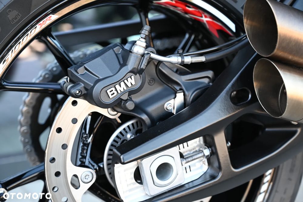 BMW XR - 19