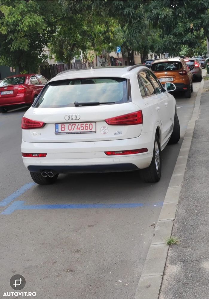 Audi Q3 2.0 TDI Quattro Stronic - 4