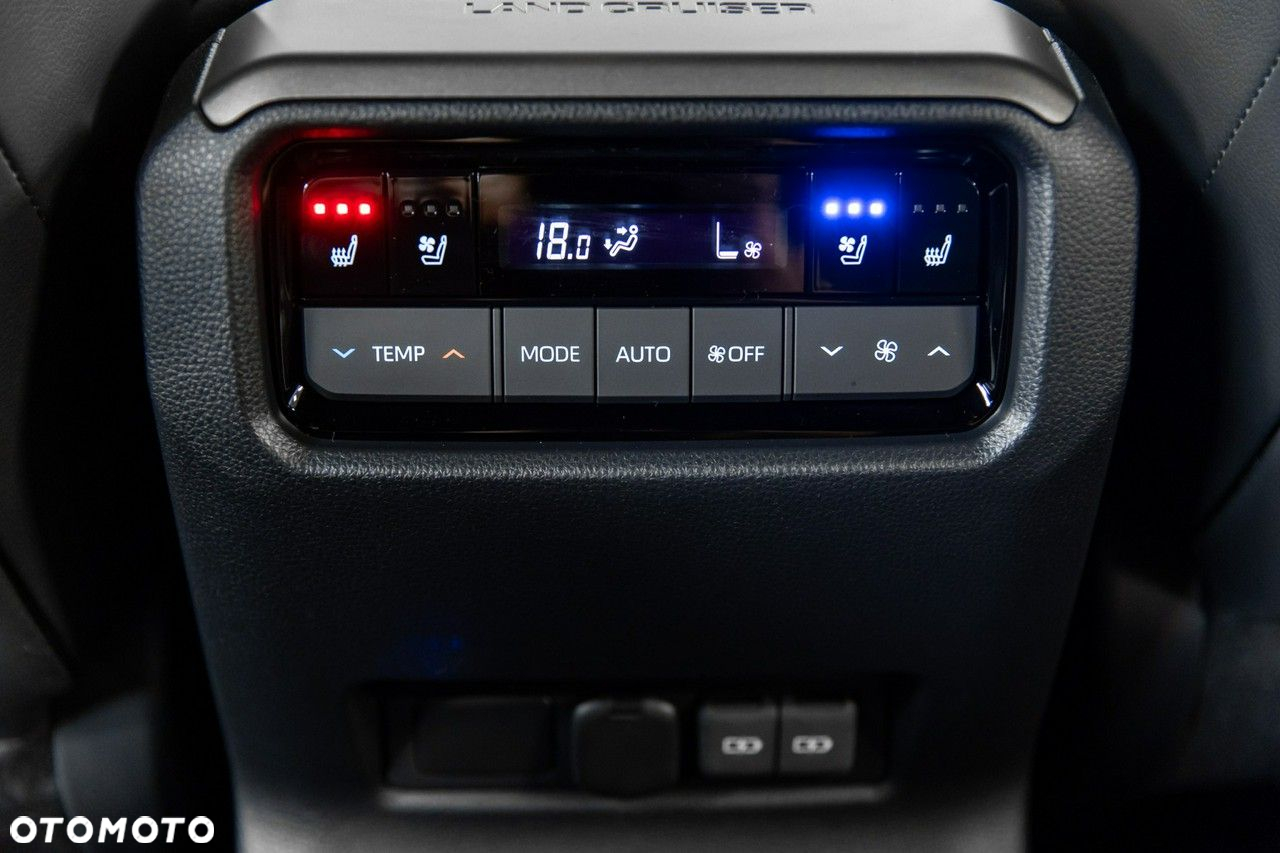 Toyota Land Cruiser LC 2.8 D-4D Executive - 24