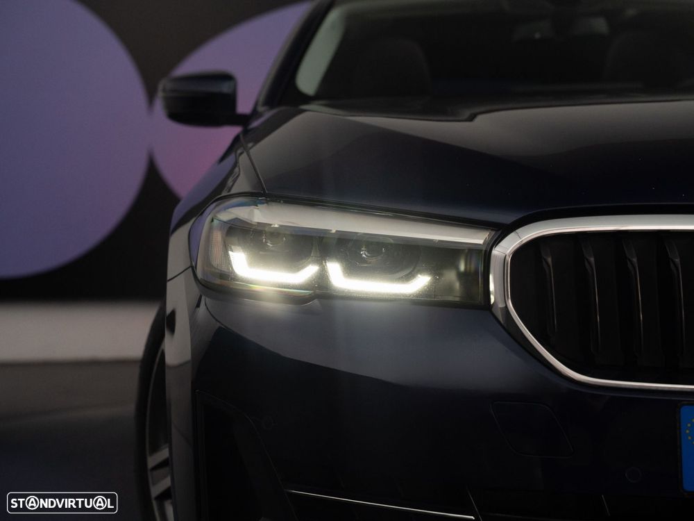 BMW 530 e - 10