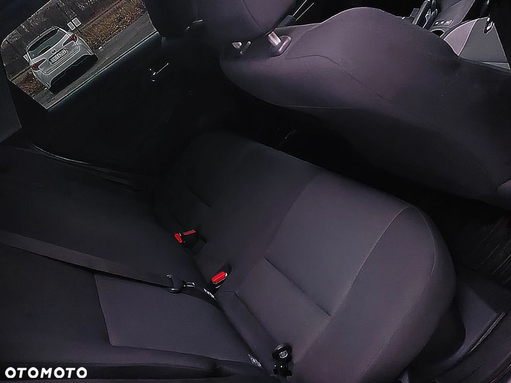 Toyota Auris - 20