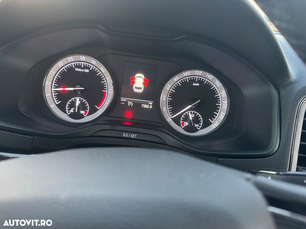 Skoda Karoq 1.6 TDI SCR Style - 6