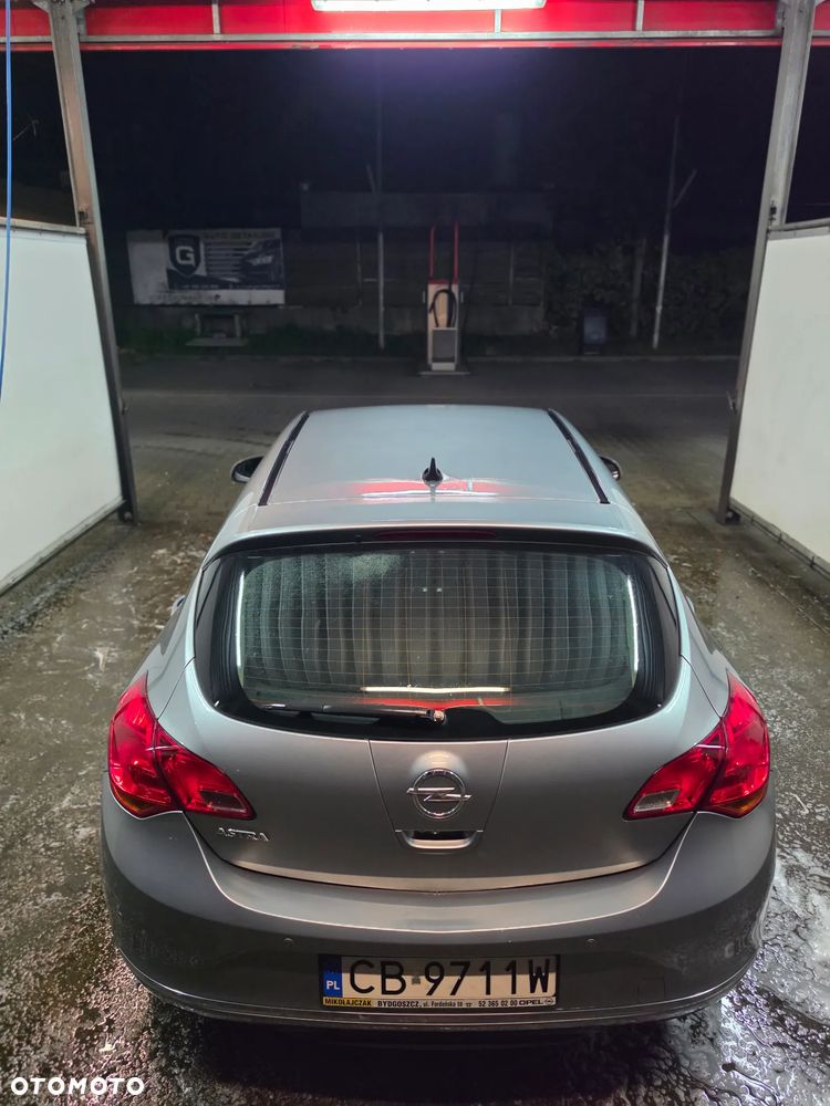 Opel Astra 1.6 - 7