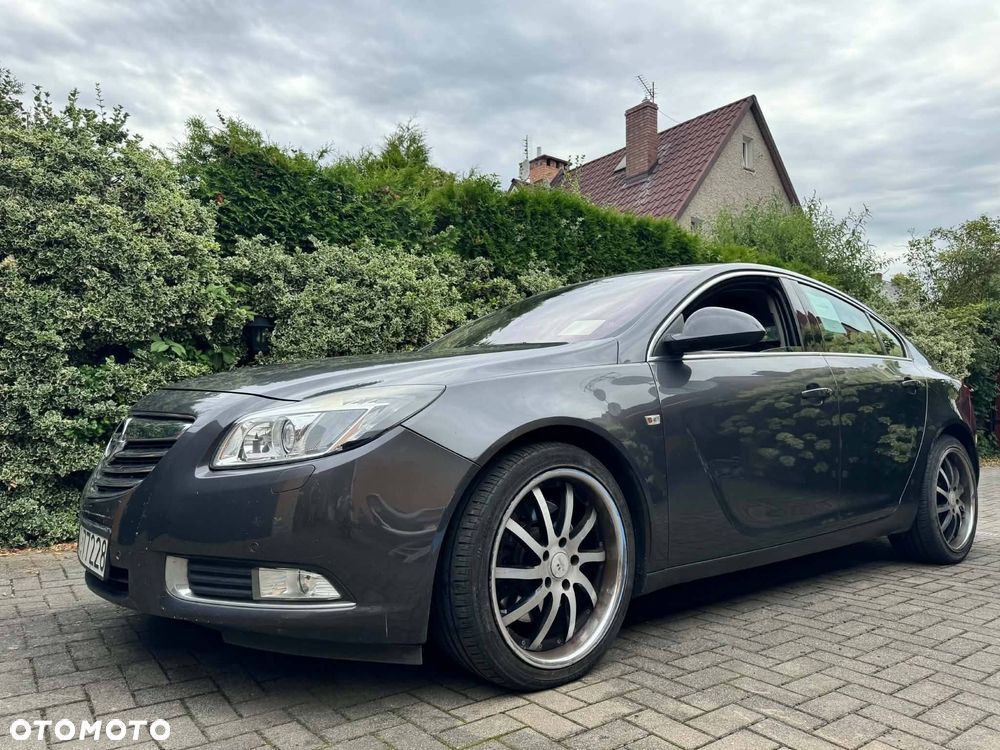 Opel Insignia 2.8 V6 Turbo 4x4 Automatik - 1