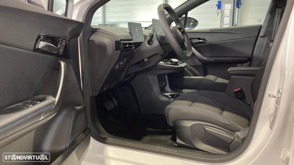 MG MG4 64 kWh Comfort - 11