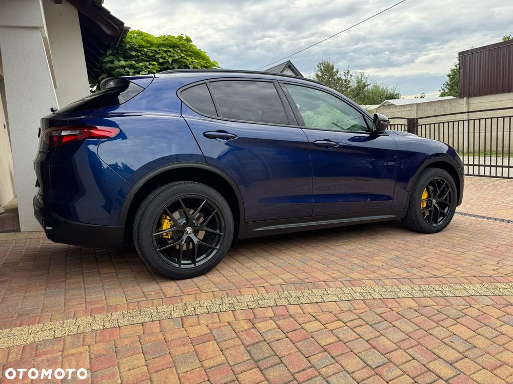 Alfa Romeo Stelvio 2.0 Turbo Veloce Q4 - 2