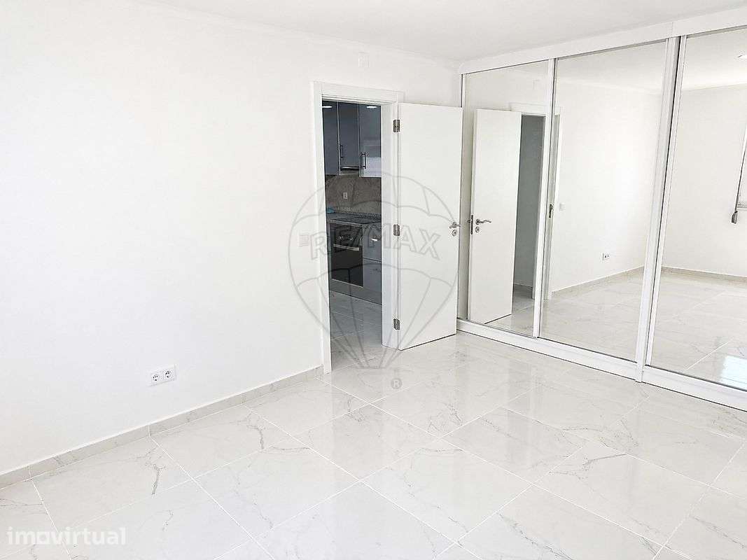 Moradia T1 para venda - Grande imagem: 4/27
