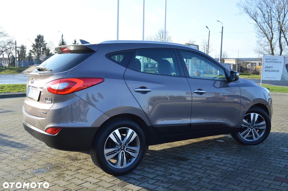 Hyundai ix35 2.0 CRDi 4WD Automatik Premium - 22