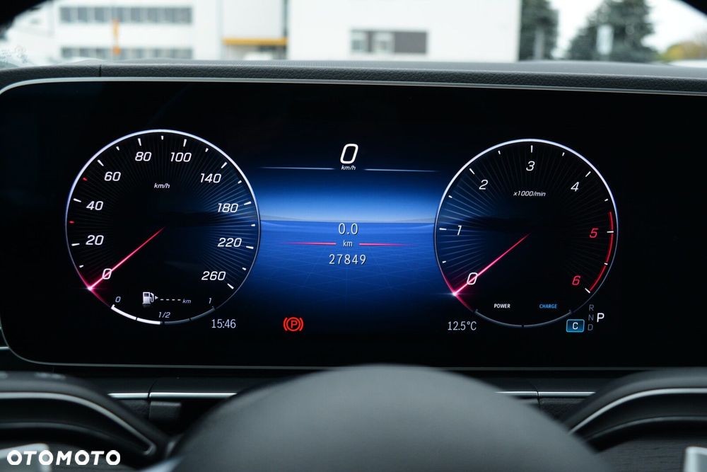 Mercedes-Benz GLE - 38