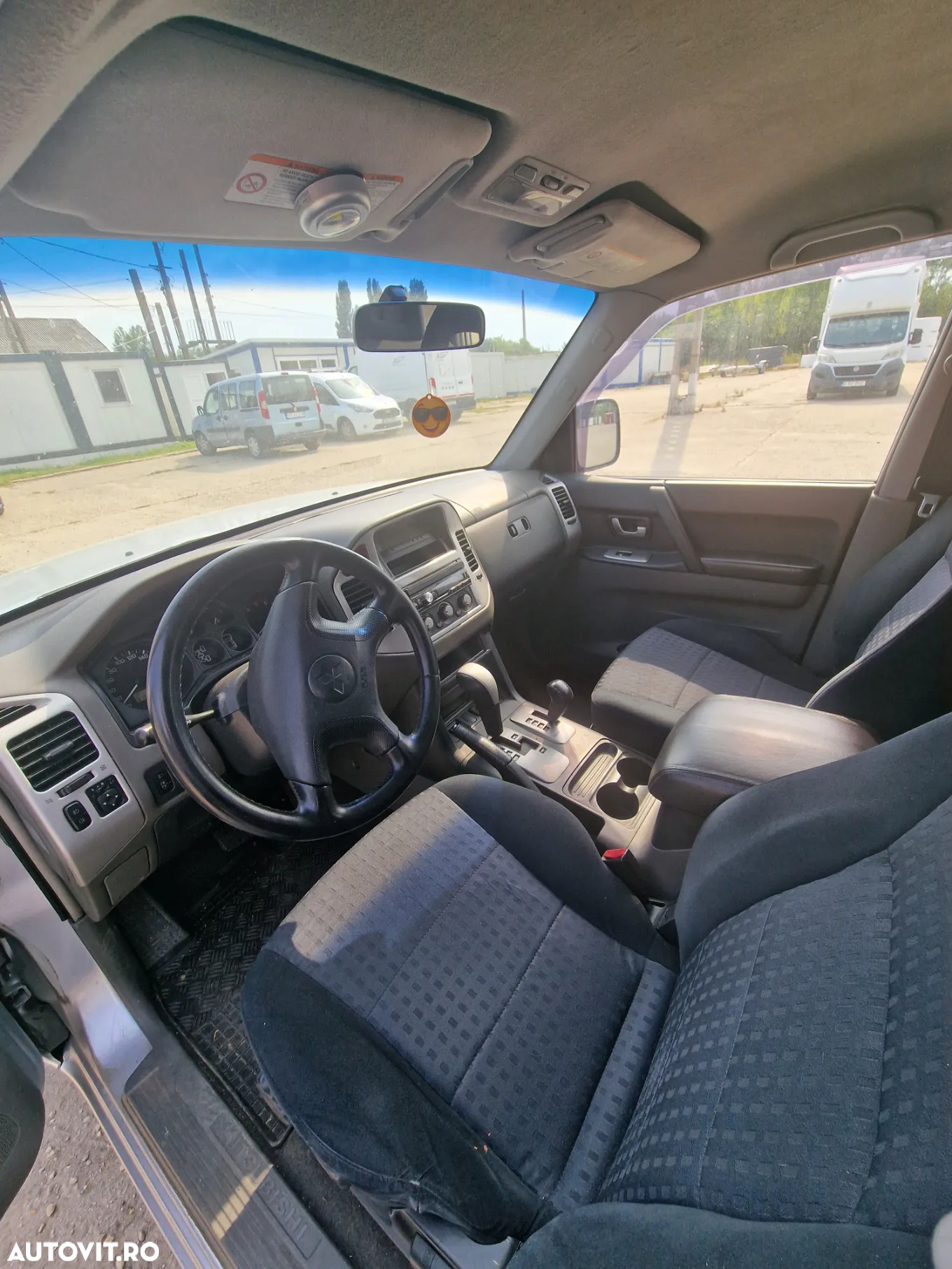 Mitsubishi Pajero - 6