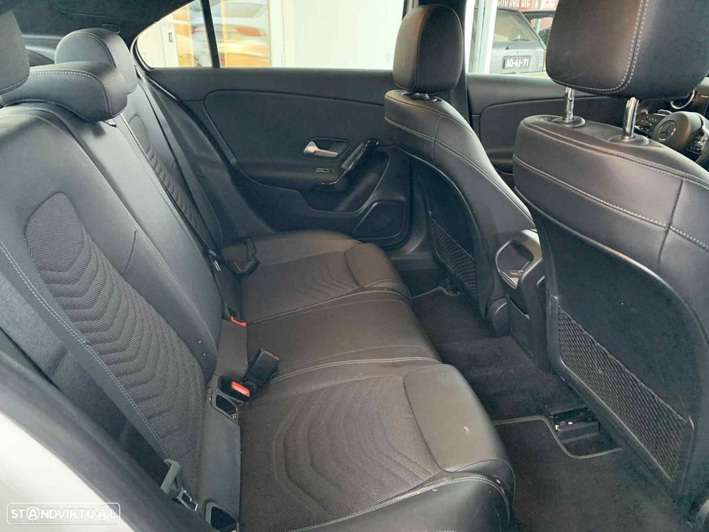 Mercedes-Benz A 180 d 7G-DCT Progressive - 13