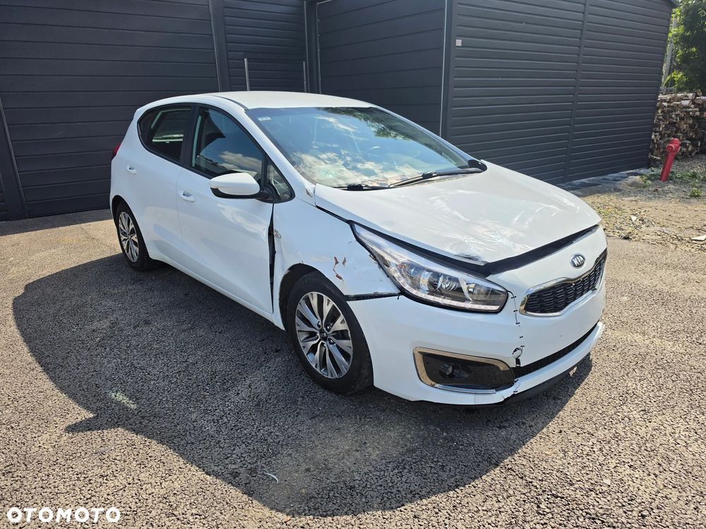 Kia Ceed 1.0 T-GDI ISG Platinum Edition - 12