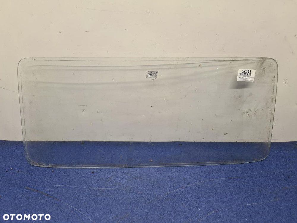 FIAT 126P SZYBA TYLNA - 1