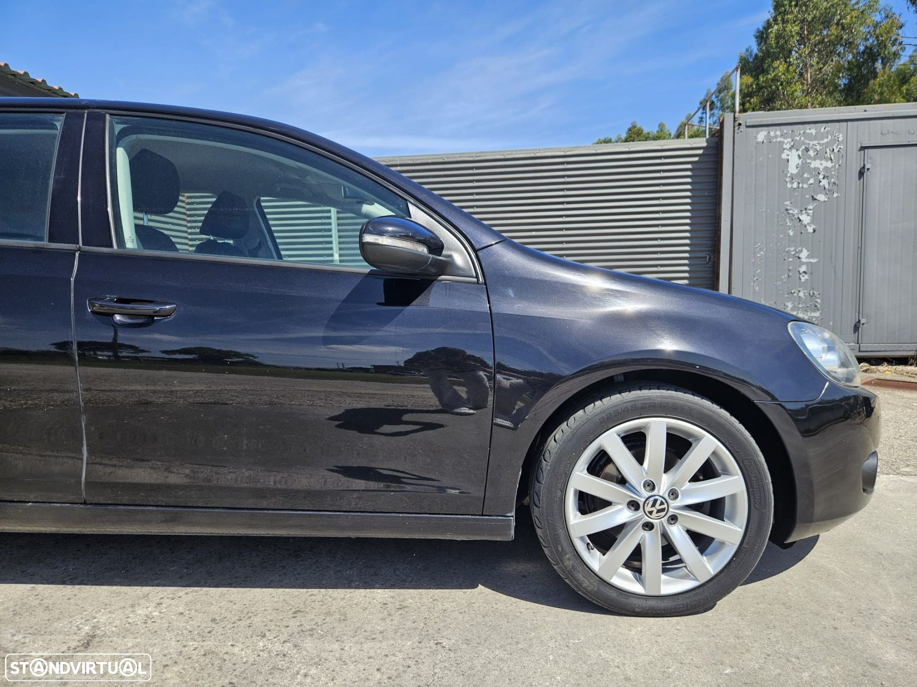 VW Golf 1.6 TDi Highline DSG - 9