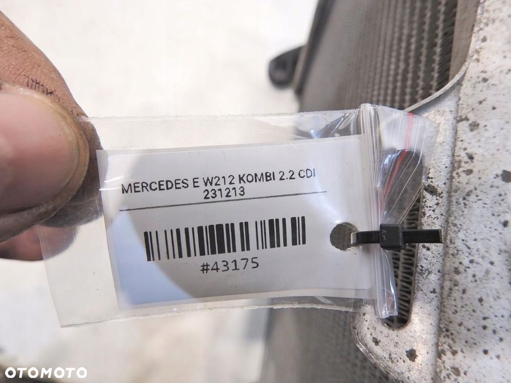CHŁODNICA WODY AUTOMAT MERCEDES W212 2.2 CDI A2045003603 - 4