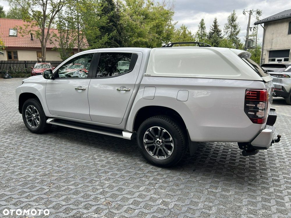 Mitsubishi L200 2.2 d DC Instyle Plus - 13