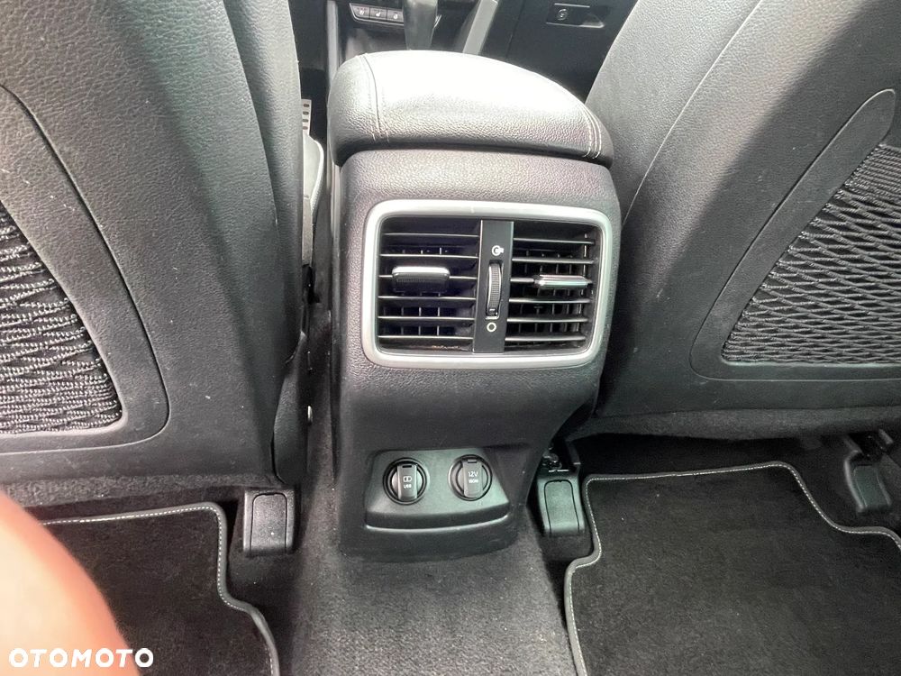 Kia Sportage 1.6 T-GDI AWD GT Line - 22