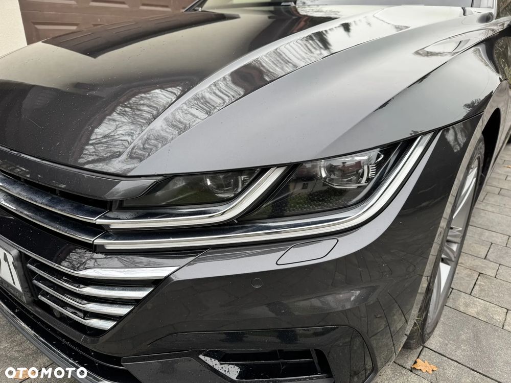 Volkswagen Arteon 2.0 TDI SCR R-Line DSG - 32