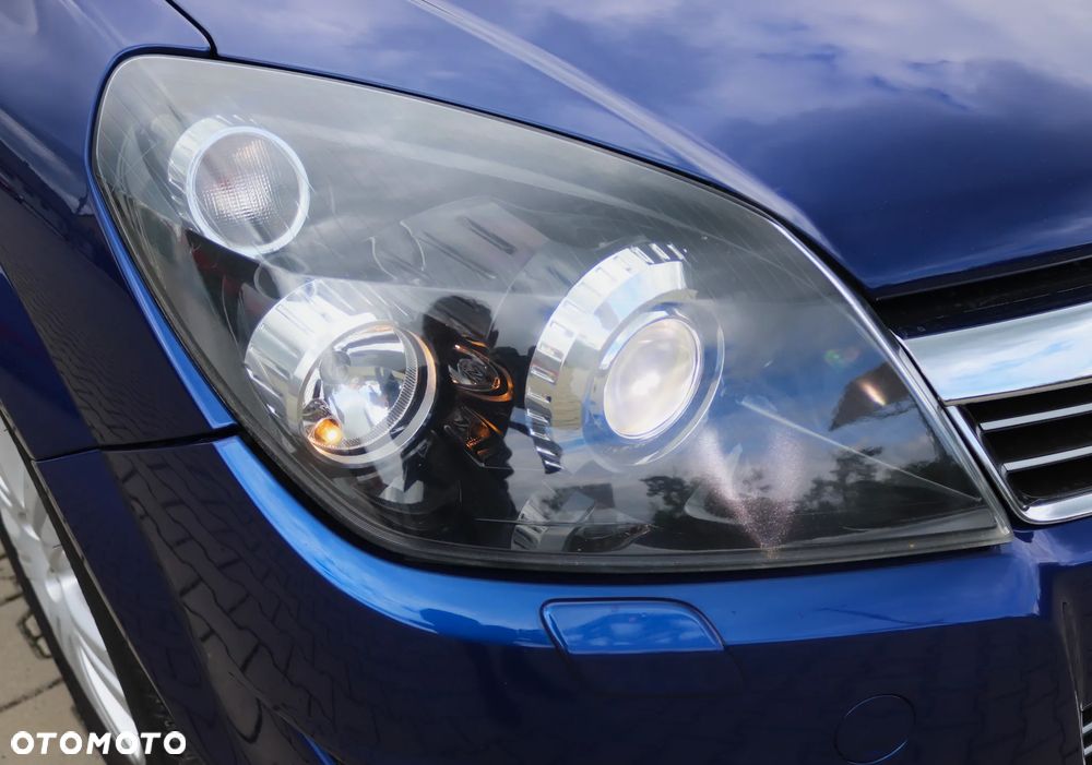 Opel Astra 1.6 Easytronic Innovation 110 Jahre - 4
