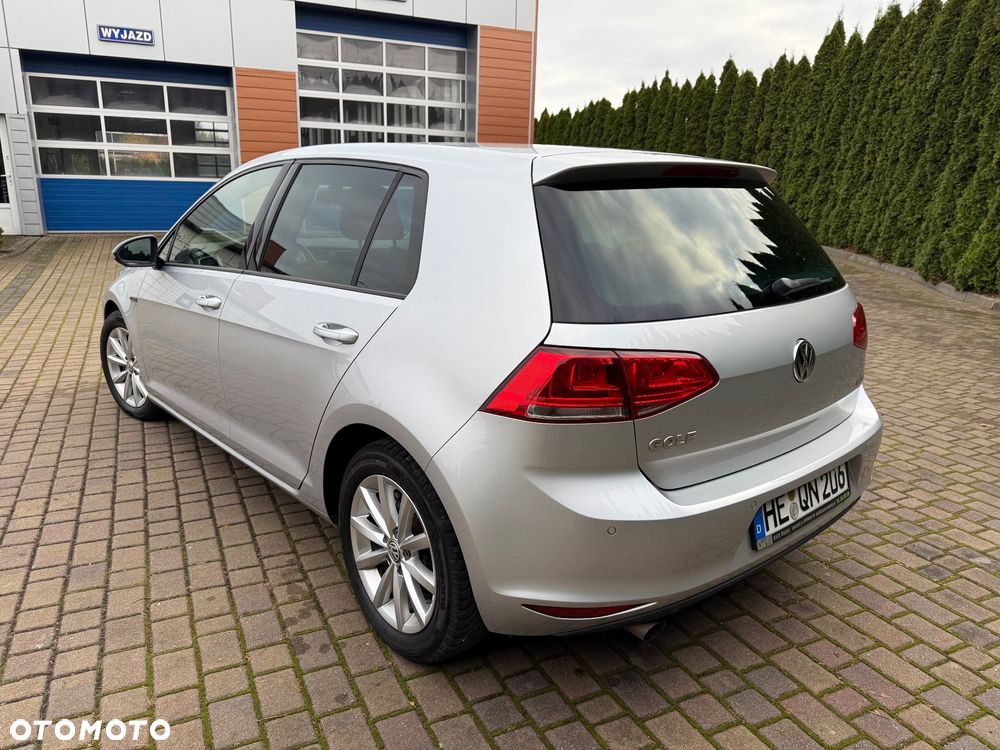 Volkswagen Golf - 13