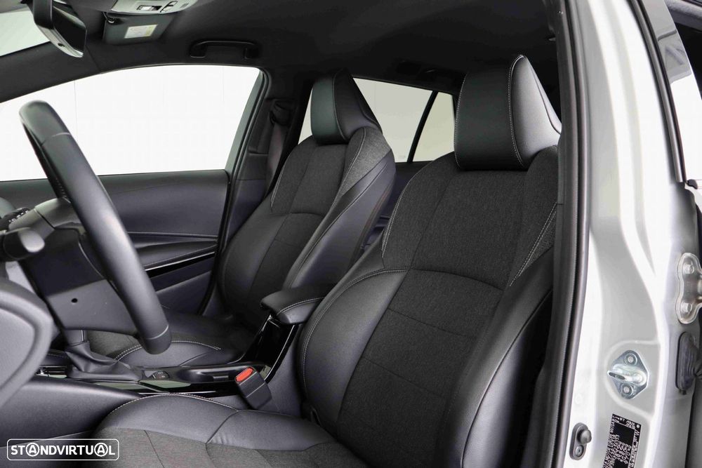 Toyota Corolla Touring Sports 1.8 Hybrid Comfort+P.Sport - 36