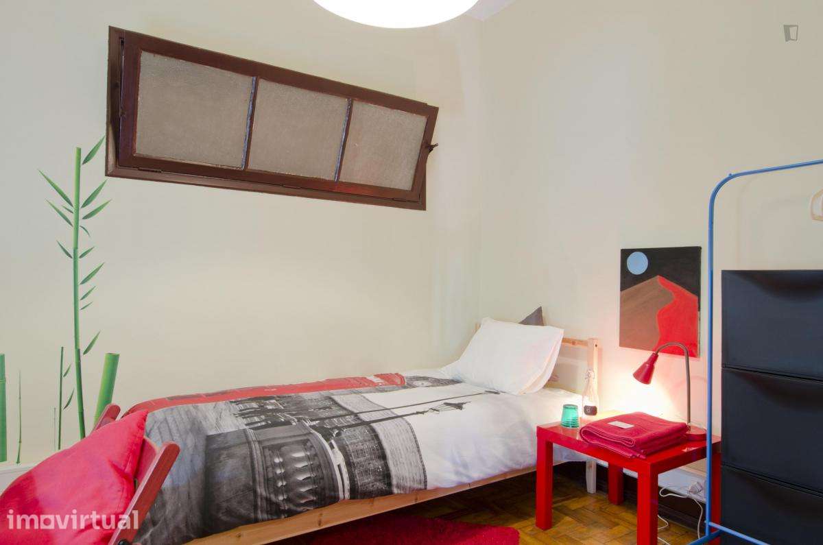 Quarto - localizado em Alcântara Lisbon - Grande imagem: 2/47